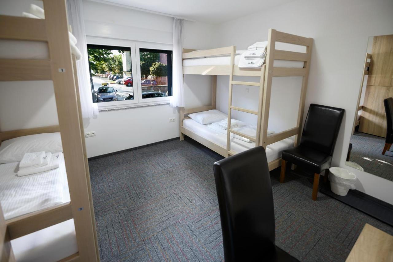 Hostel Mali Pariz Slavonski Brod Luaran gambar