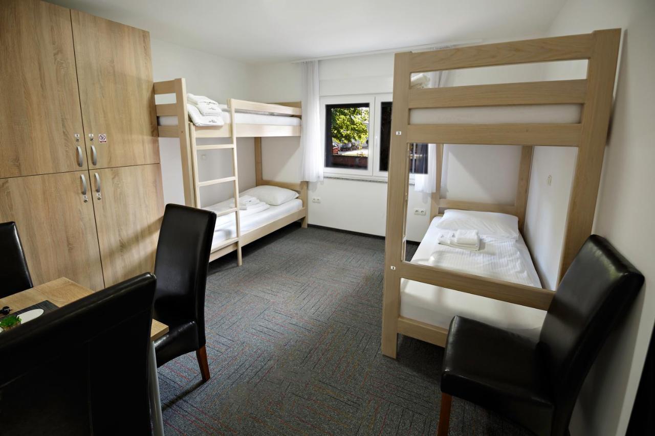 Hostel Mali Pariz Slavonski Brod Luaran gambar